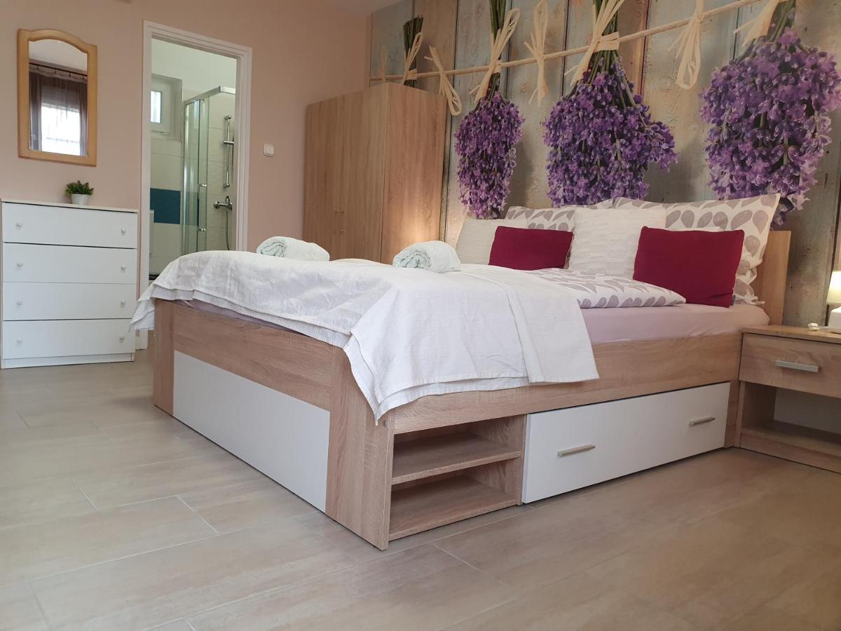 Lavendel Apartments Hévíz Eksteriør bilde