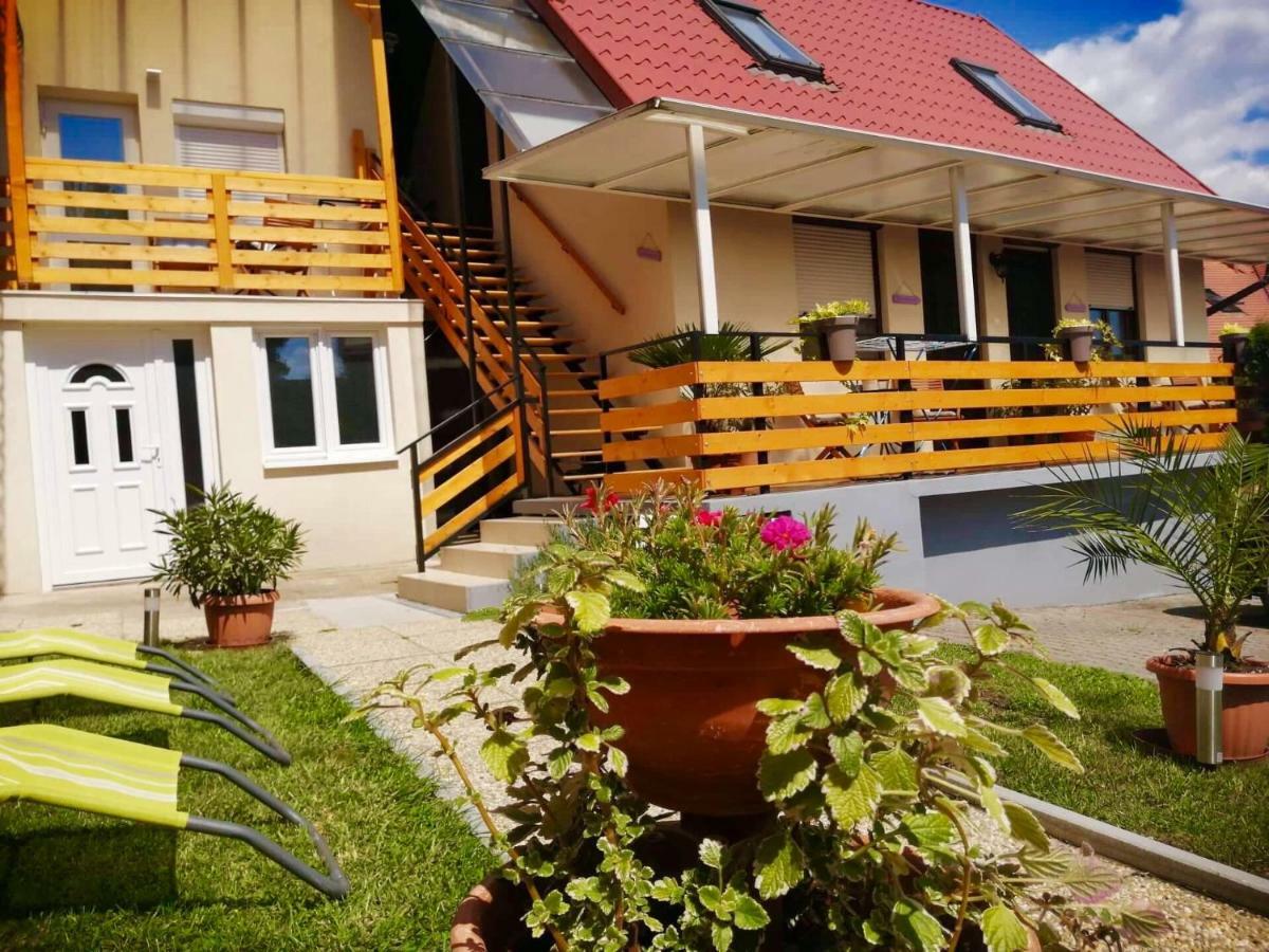 Lavendel Apartments Hévíz Eksteriør bilde